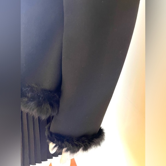 Zara Black Wool Blazer Black Fur Trims Two Buttons Front Closure US 10 - Picture 8 of 15